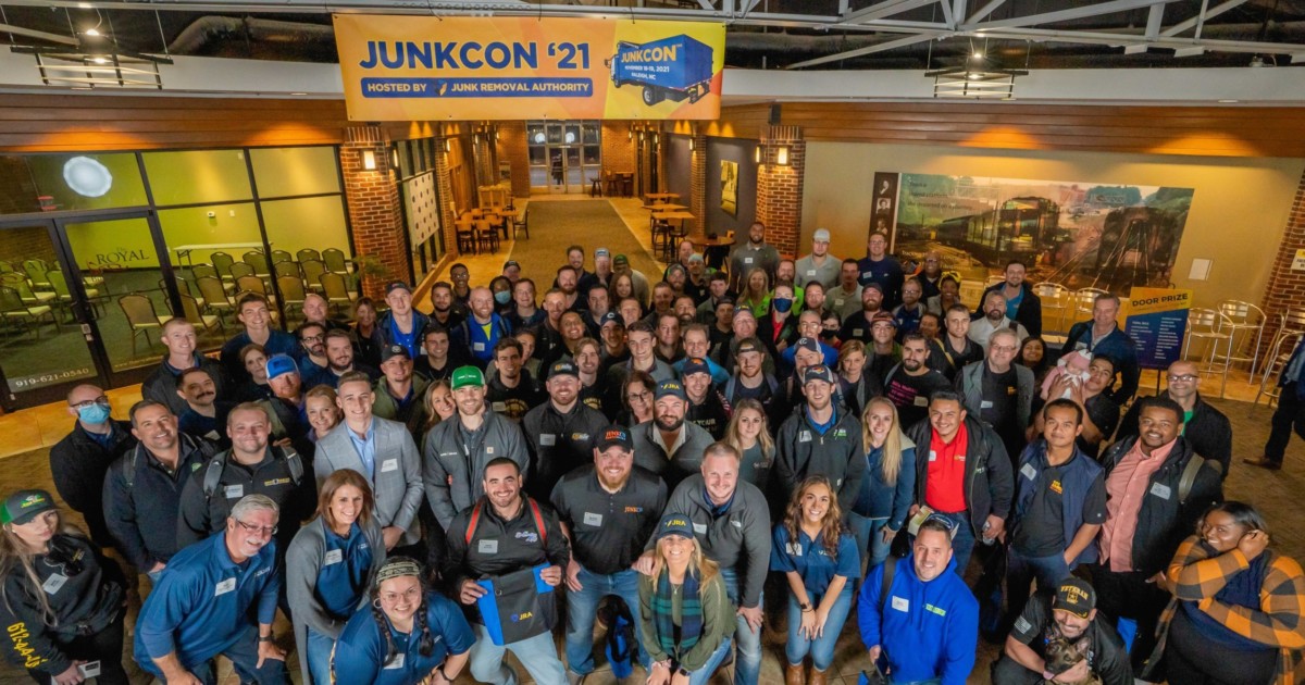 JUNKCON 21 attendees group photo